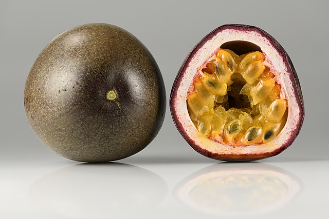 पॅशन फ्रूट लागवड (Passion Fruit)